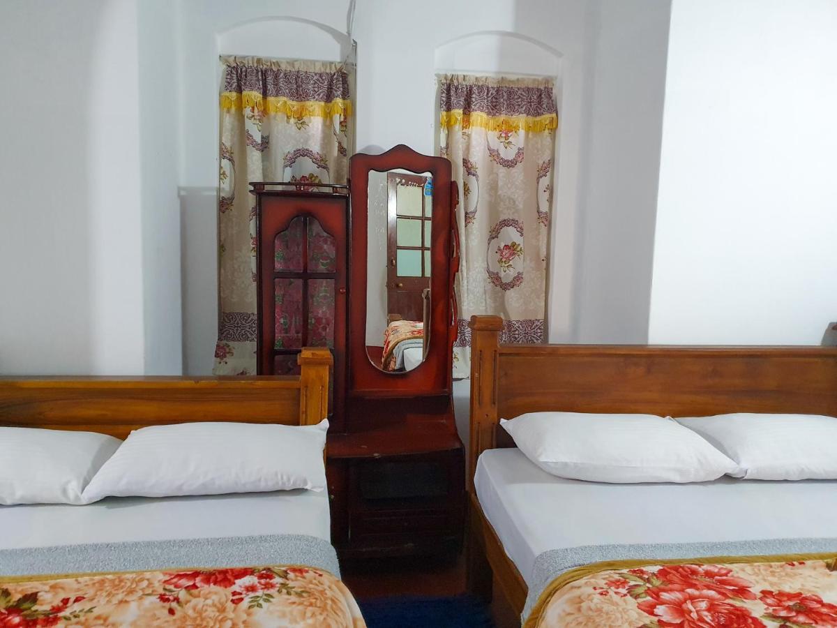 Ruchi House Hotell Nuwara Eliya Exteriör bild