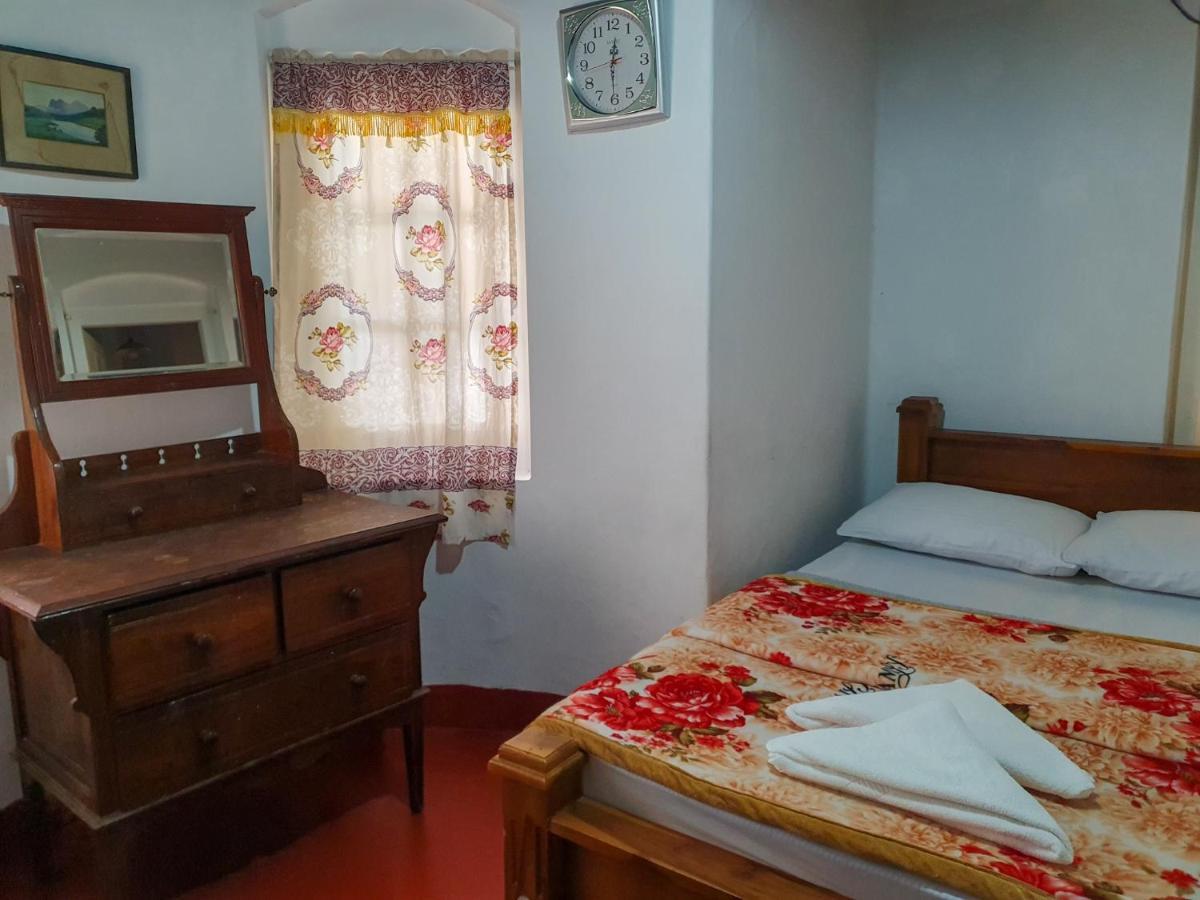 Ruchi House Hotell Nuwara Eliya Exteriör bild