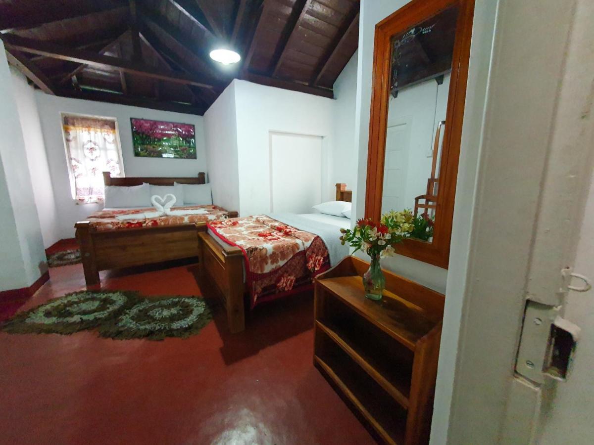 Ruchi House Hotell Nuwara Eliya Exteriör bild