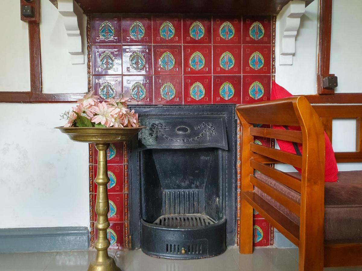 Ruchi House Hotell Nuwara Eliya Exteriör bild