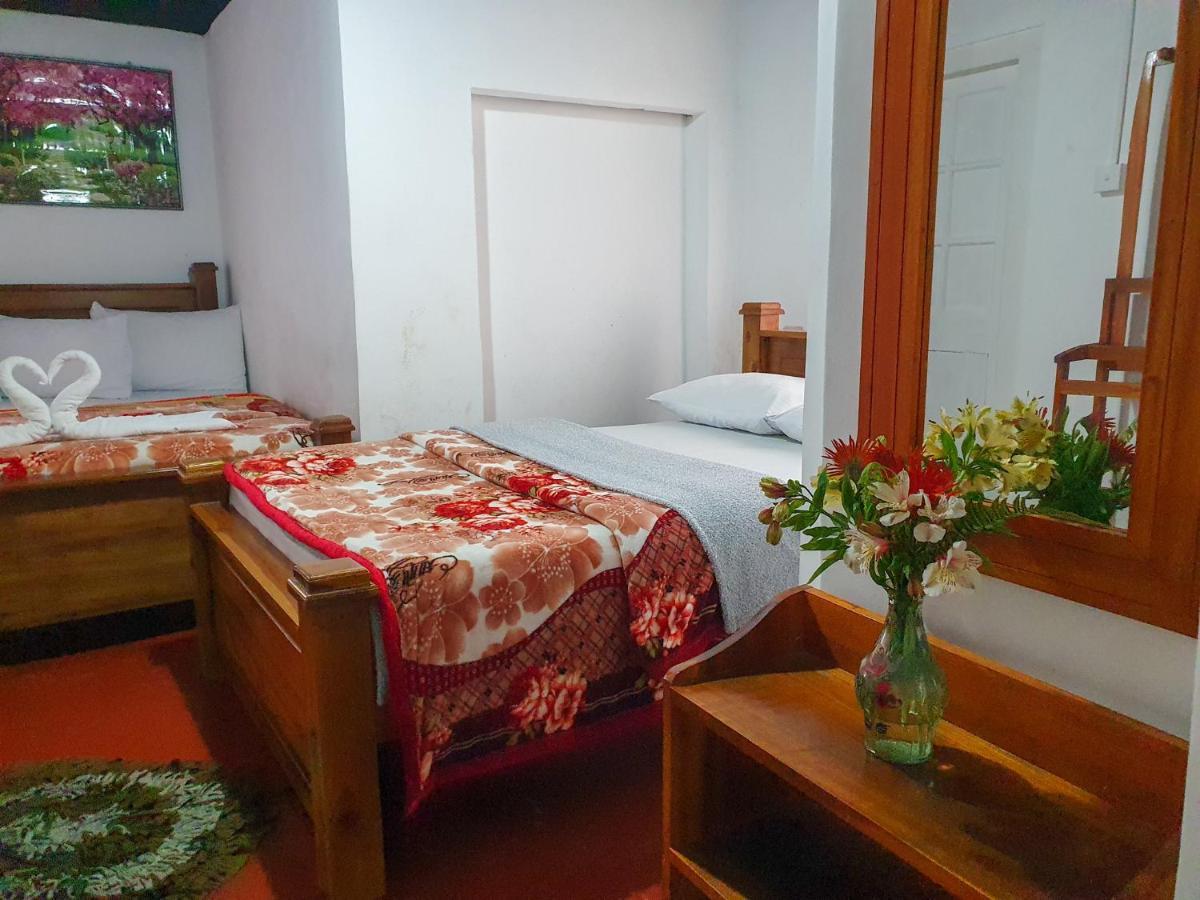 Ruchi House Hotell Nuwara Eliya Exteriör bild